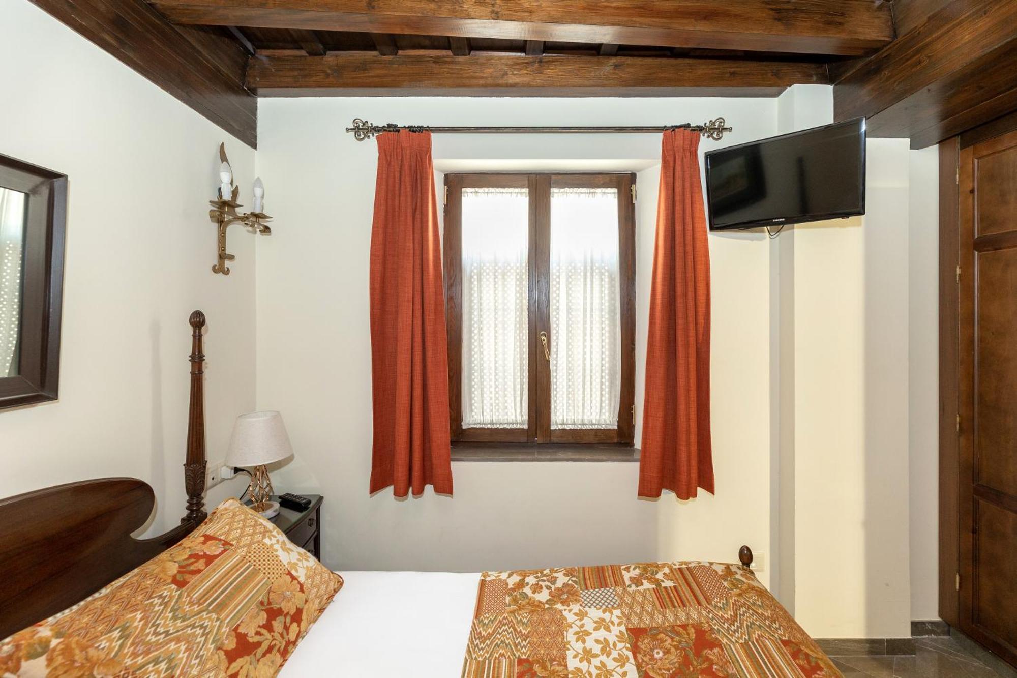 Apartamentos En Pleno Centro, Aljibe Rodrigo Del Campo 1C Гранада Экстерьер фото